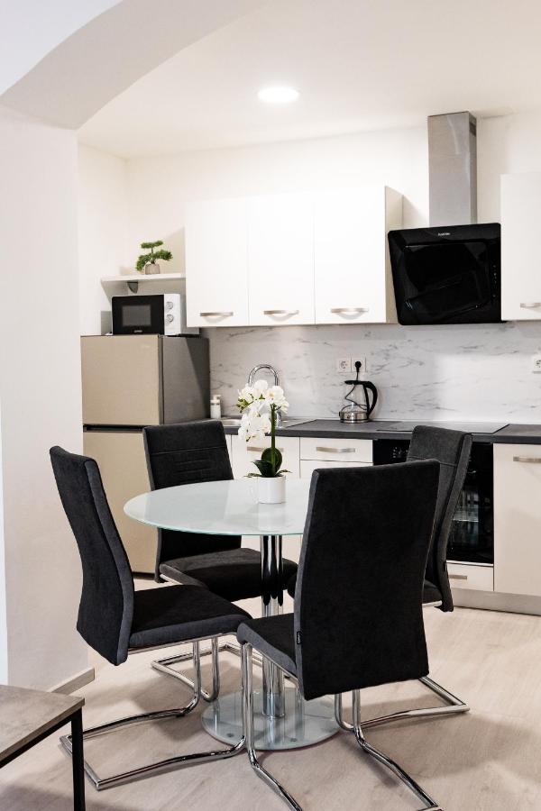 Apartmani Park Maksimir-Rebro Zagrzeb Zewnętrze zdjęcie